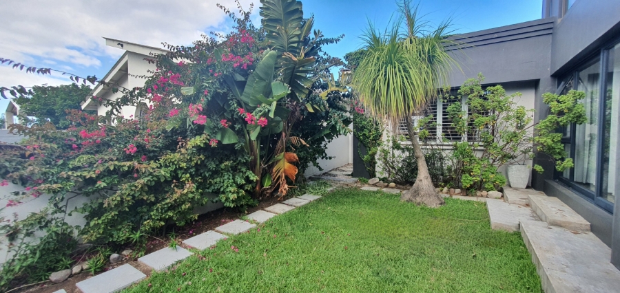 4 Bedroom Property for Sale in Linkside Western Cape